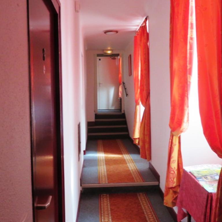 Le Relais Du Pont De Rhodes Frayssinet Quarto foto
